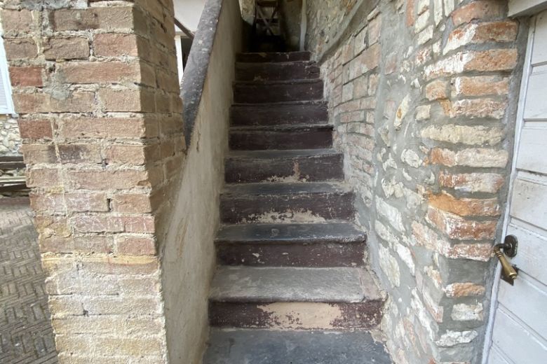 Oltrepò Pavese Hills - Detached House with ancient stone buildings