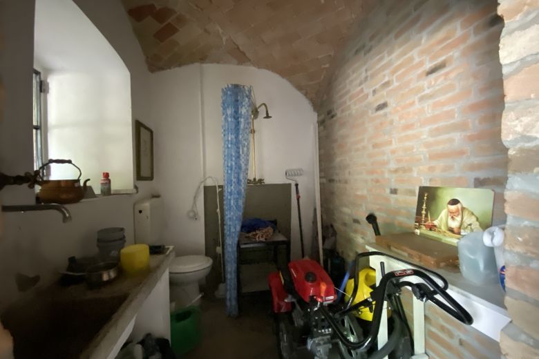 Oltrepò Pavese Hills - Detached House with ancient stone buildings