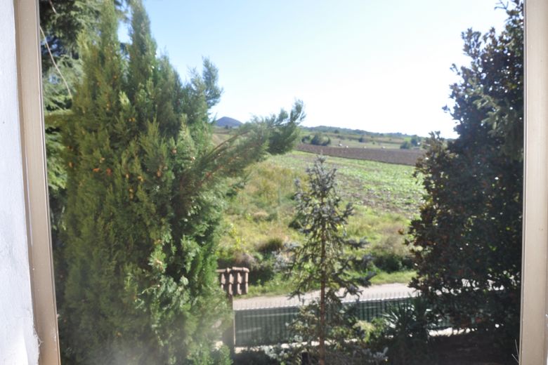 Early twentieth-century villa surrounded by greenery in Codevilla-Oltrepò Pavese 