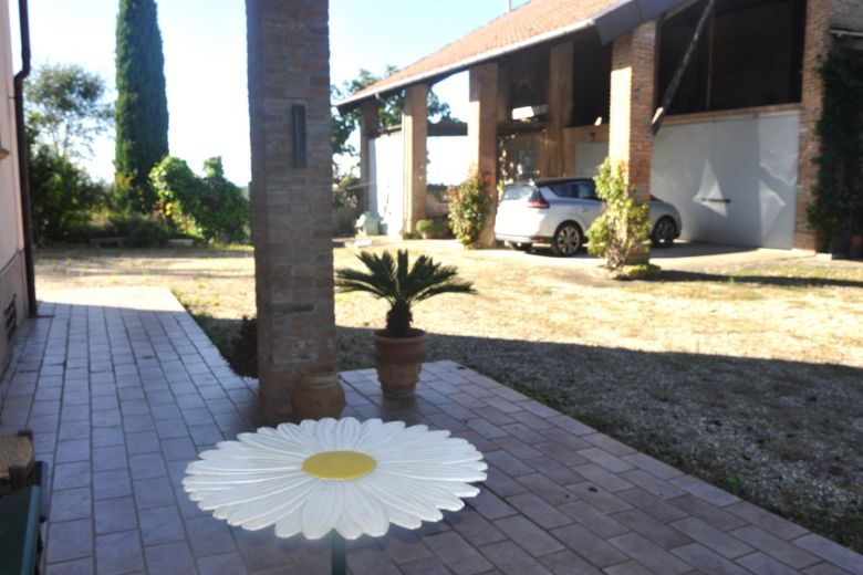 Early twentieth-century villa surrounded by greenery in Codevilla-Oltrepò Pavese 