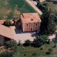 Villa inizi novecento immersa nel verde a Codevilla-Oltrepò Pavese 